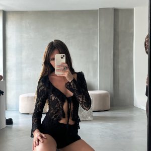 Saquito de encaje negro, saquito Melany OverWild, saquito transparente, saquito de noche.