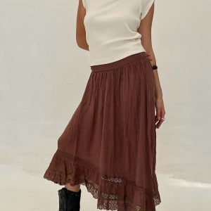 REMERA ESCOTE ABIERTO