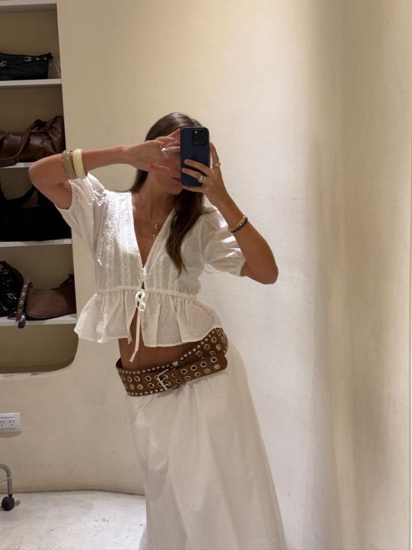 BLUSA CON PUNTILLA MANGA CORTA - Imagen 3