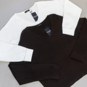 SWEATER ESCOTE EN V BOXY