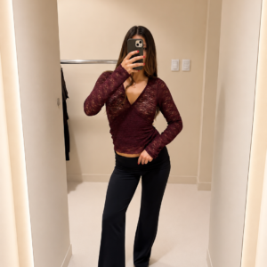 TOP ENCAJE CRUZADO
